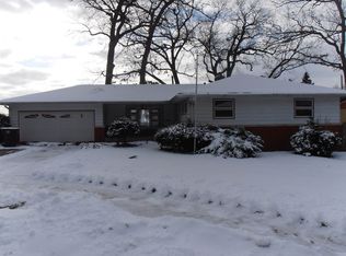3710 Surrey Ln, South Bend, IN 46628
