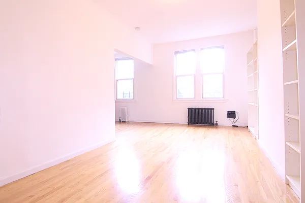 Rented by Nooklyn NYC LLC | media 3