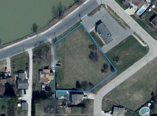 842 Wallace St, Chatham Kent, ON N8A1M6