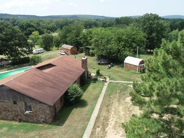 9459 W Shady Grove Rd, Hulbert, OK 74441