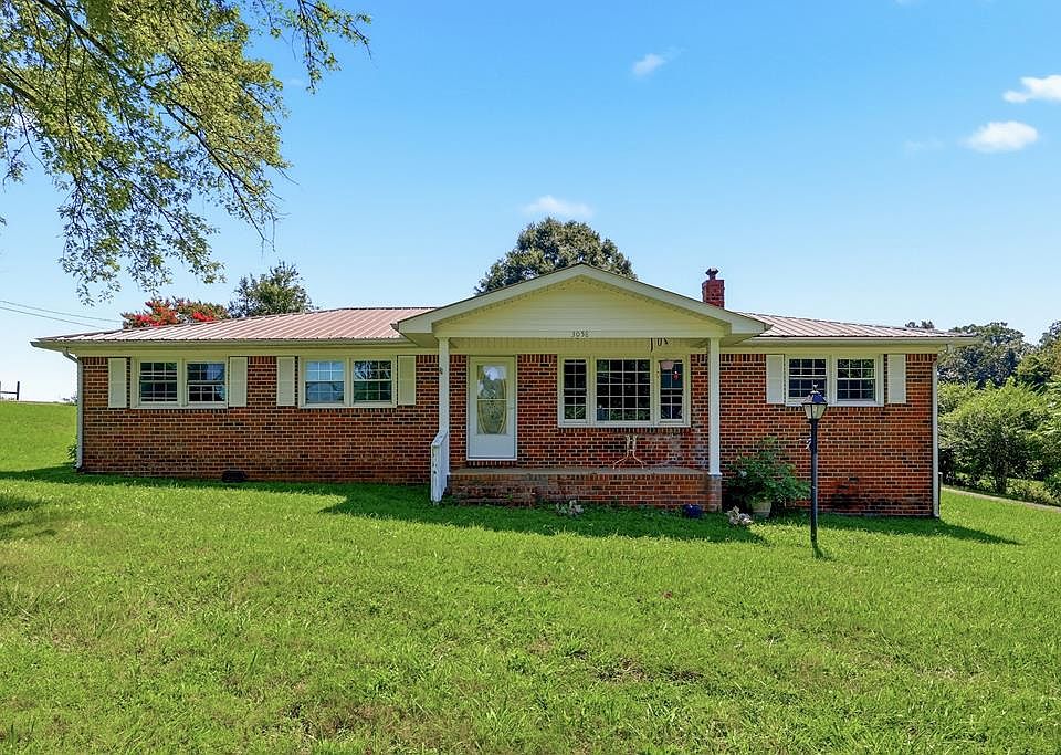 1st image of 3058 Bluff Springs Rd