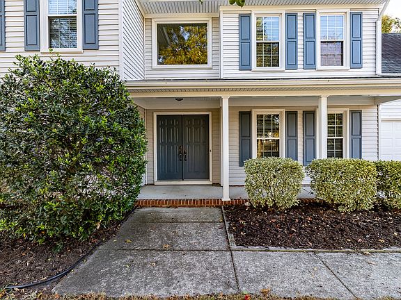 4th image of 4401 Valera Ct