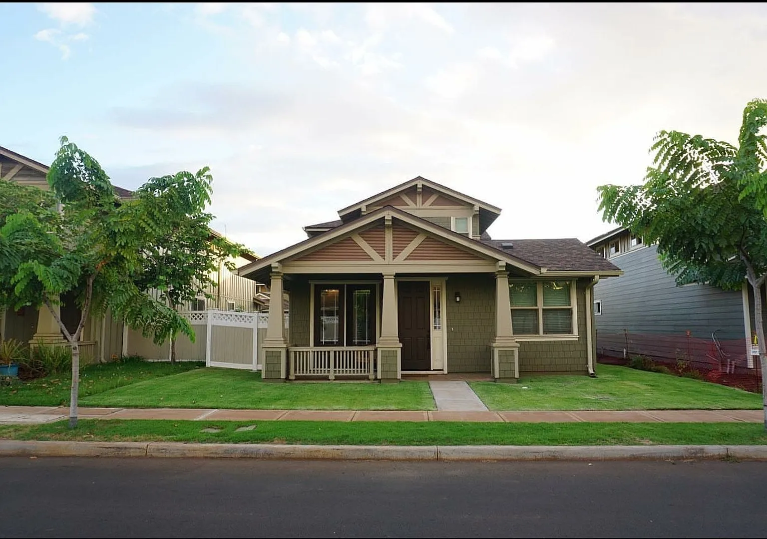 Kahoma Village fully furnished 3 Bed 2.5 Bath Home — Photo 1