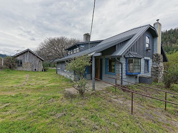 4th image of 6285 Thompson Creek Rd