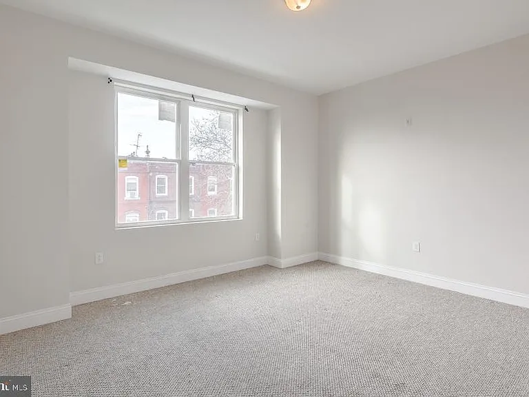 321 N Preston St #3 — Photo 8