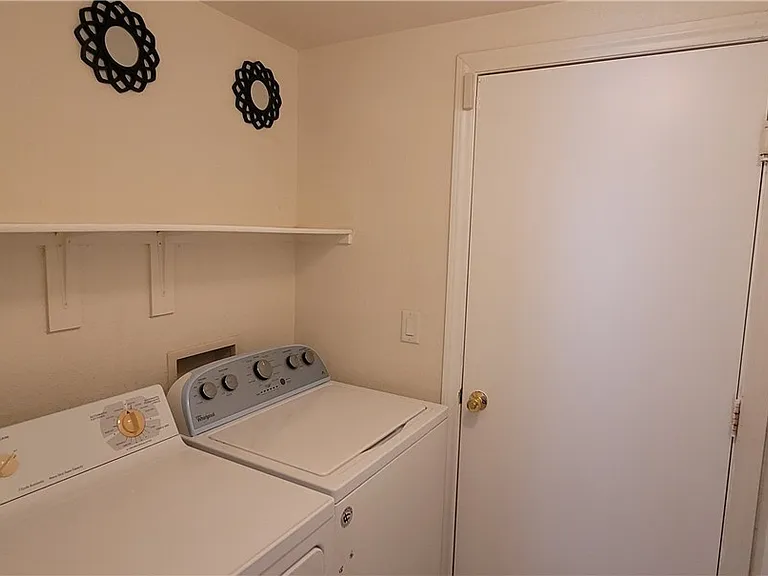 9584 Allison Ranch Ave — Photo 16