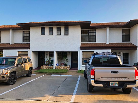 5th image of 426 Sailfish Ave #11
