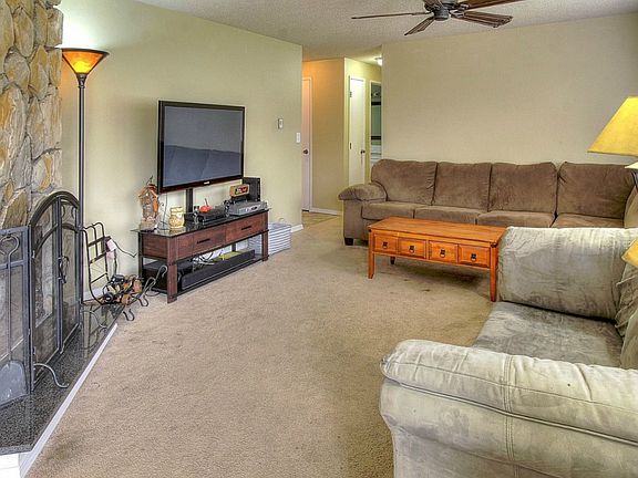 5th image of 22115 47th Ave E