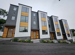 5 Wilcutt Rd, Dorchester, MA 02121