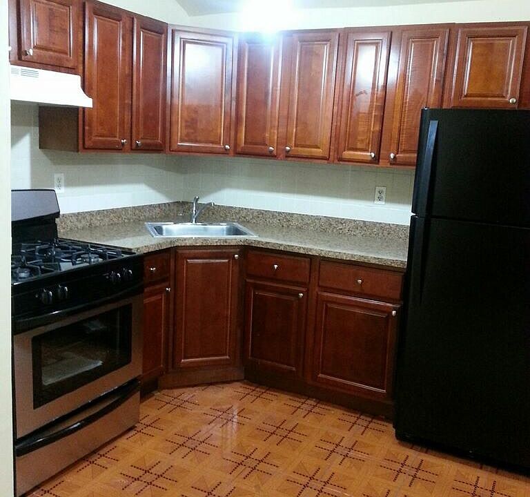 1st image of 327 Winthrop St