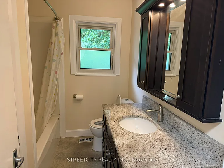 444 Scenic Dr — Photo 12