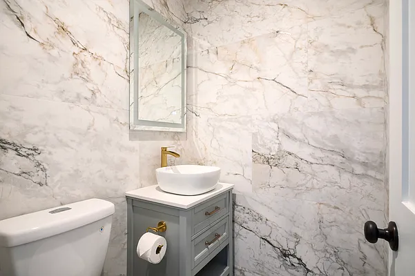 Rented by Compass | media 11