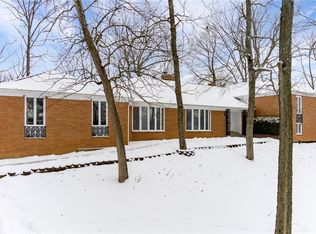 3321 Governors Trl, Dayton, OH 45409