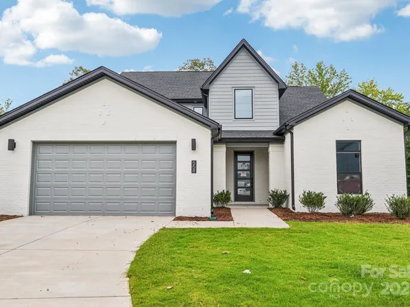 558 Tonka Path, Tega Cay, SC 29708