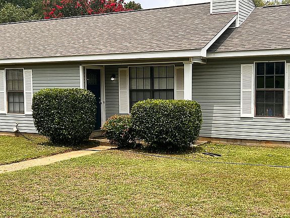 3rd image of 3724 Stafford Pl