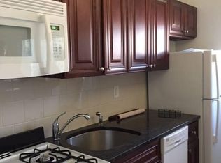 103 Soundview Dr #2G, Pt Washington, NY 11050