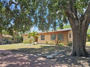 2013 Dock St APT A, West Palm Beach, FL 33401