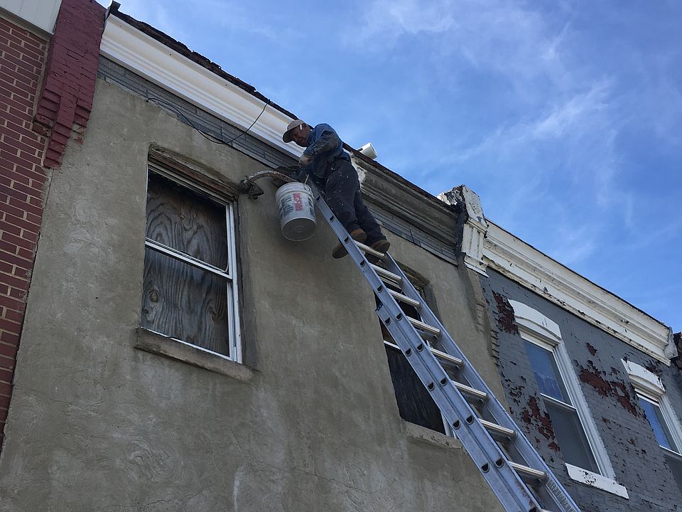 1st image of 654 N Sickels St