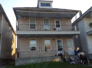11515 Lumpkin St #2, Hamtramck, MI 48212