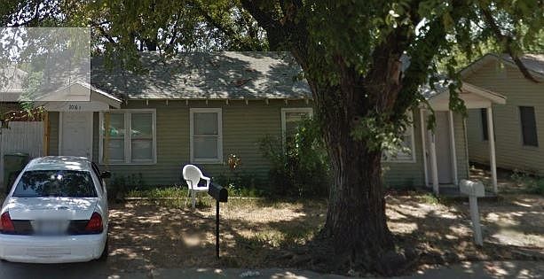 1st image of 2016 Wesley Dr APT A