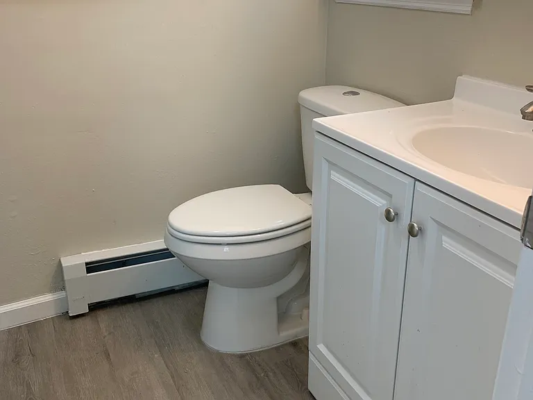 16 Beth Pl — Photo 9