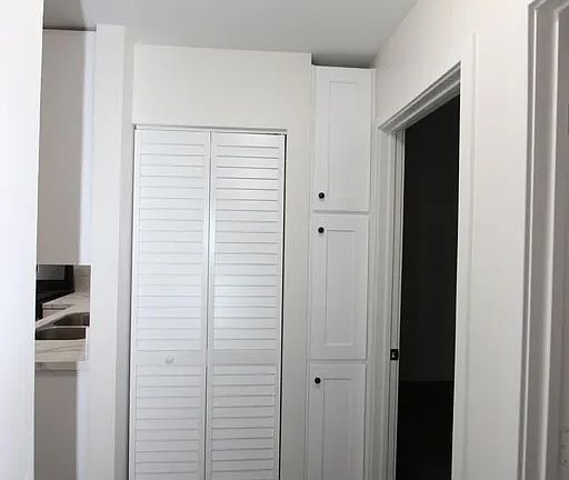 5th image of 4546 60th St APT 1