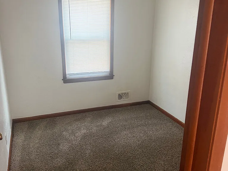 3721 Watson Ave #LOWER — Photo 8