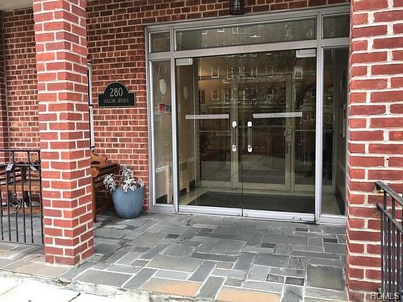 4th image of 280 Collins Ave APT 7E