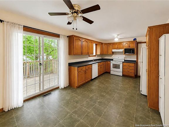 5th image of 23 Pembroke Cres