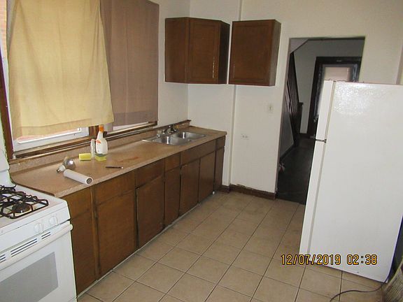 4th image of 11942 S Harvard Ave
