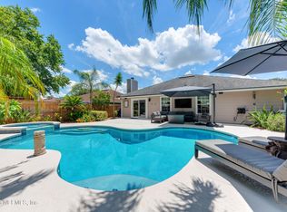 12381 Apple Leaf Dr, Jacksonville, FL 32224