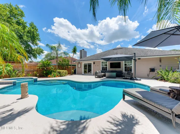 12381 APPLE LEAF Drive, Jacksonville, FL 32224