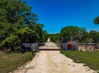 1091 Saint James Church Rd, West Pt, TX 78963