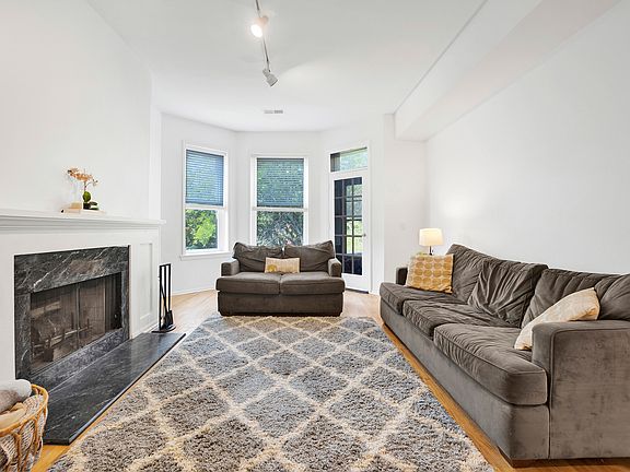2nd image of 4619 N Magnolia Ave #3