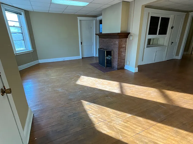 118-20 N 8th Ave E #120 — Photo 2