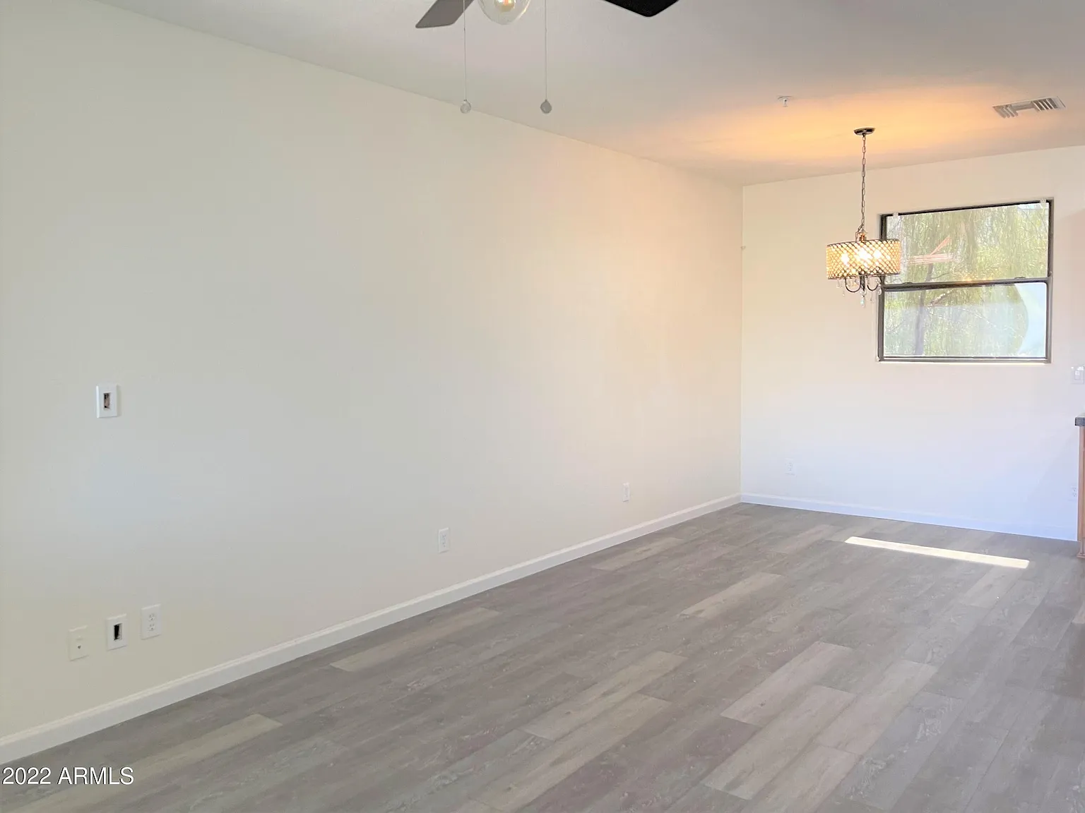 3 bed, 2.5 bath, 1765 sqft, $2,140 — Photo 4