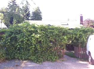 1026 NE 98th St, Seattle, WA 98115