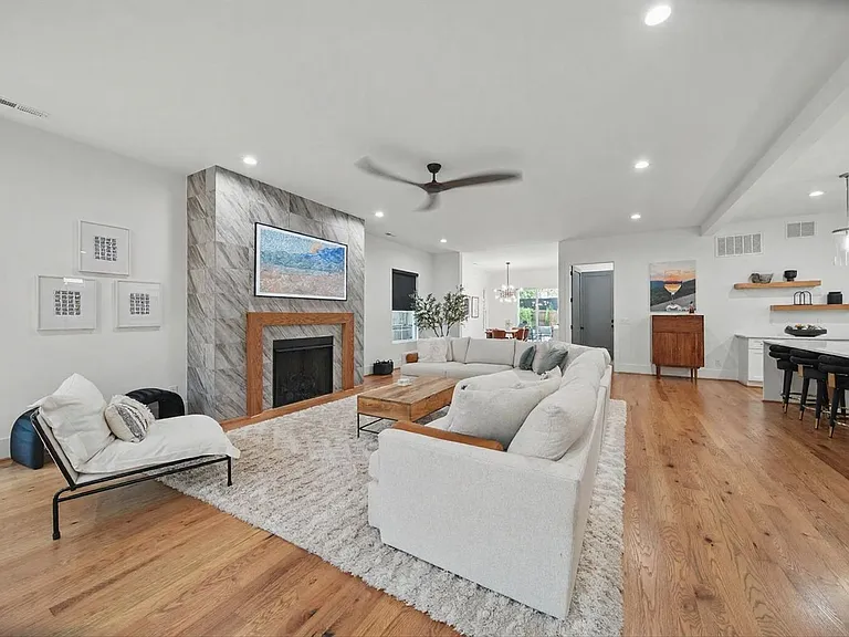 708 Cross Trail Dr — Photo 4