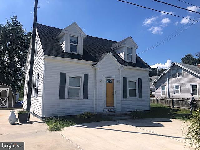 1st image of 34252 Dupont Blvd