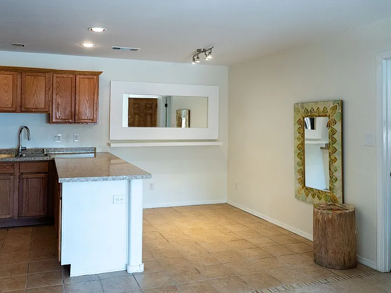 2600 W Zia Rd #U1 — Photo 5