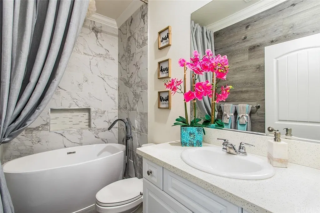 1 bed, 700 sqft, $2,000 — Photo 4