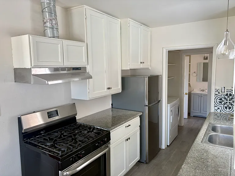 6600 Southside Dr #6604 — Photo 5