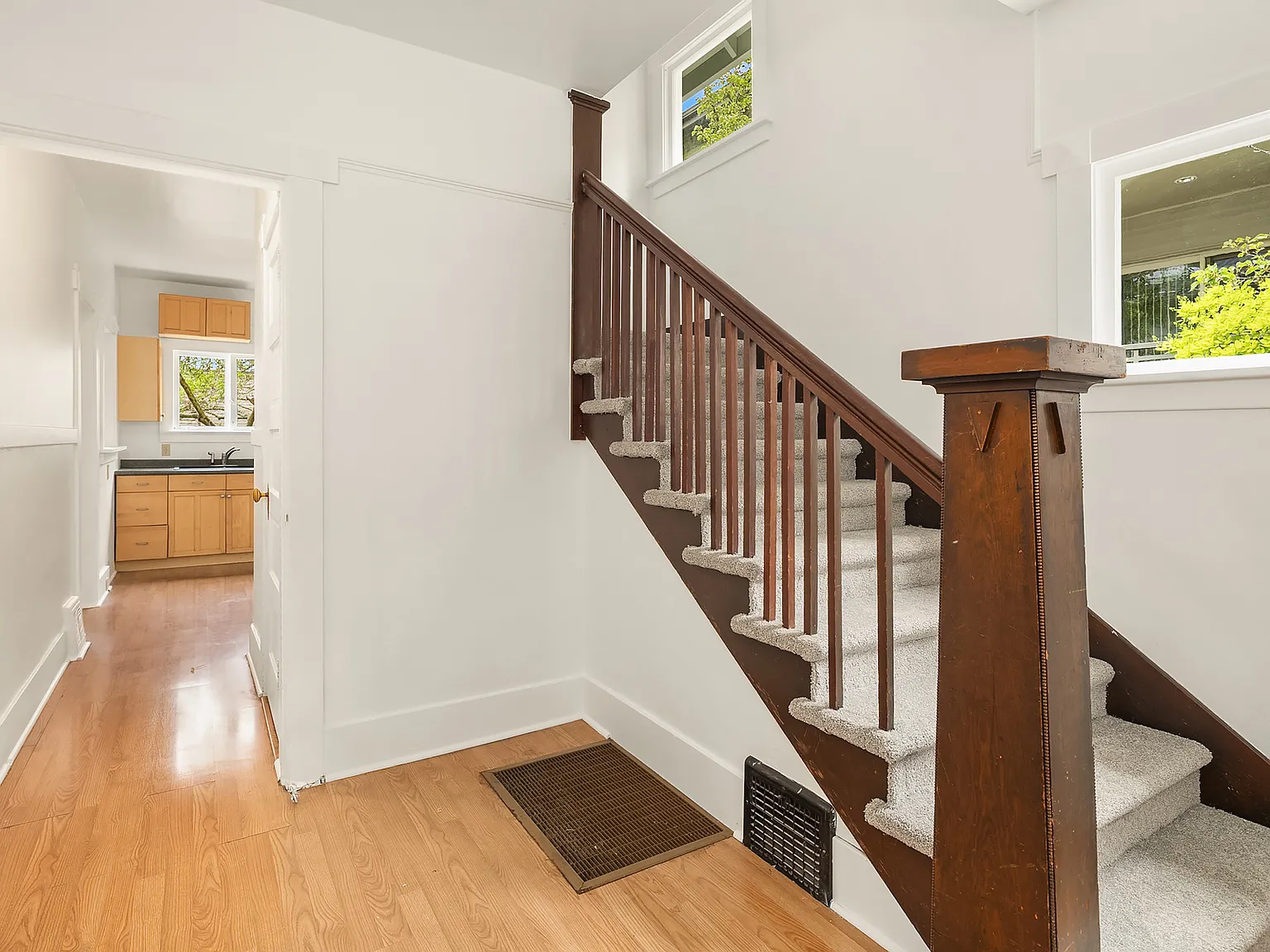 4 bed, 2.5 bath, 2180 sqft, $4,750 — Photo 3