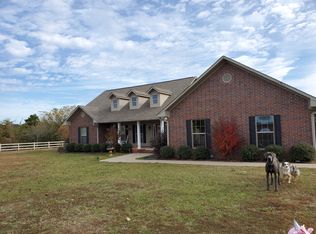 3270 Corinth Rd, Nashville, AR 71852