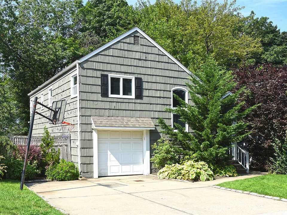 1st image of 211 Steven Pl