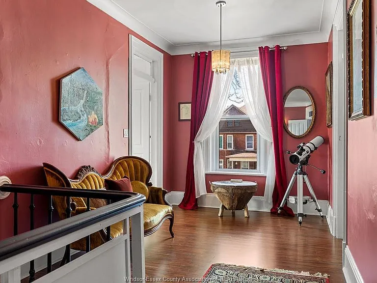 274 Crawford Ave — Photo 25