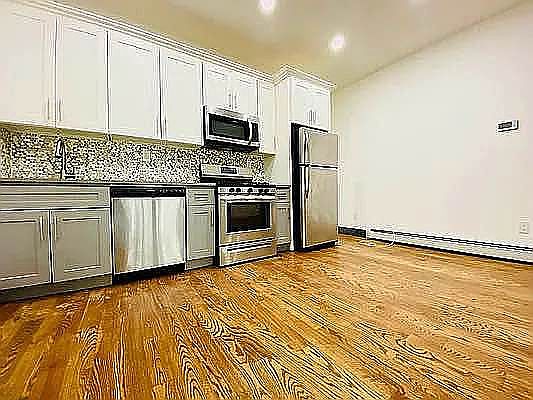 2nd image of 1411 Herkimer St #2A