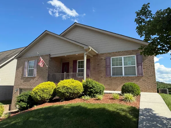 140 Alexa Ln, Christiansburg, VA 24073