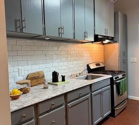 5th image of 103 4th Ave APT 1L