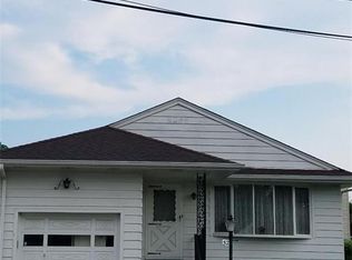 32 Mageira St, South River, NJ 08882
